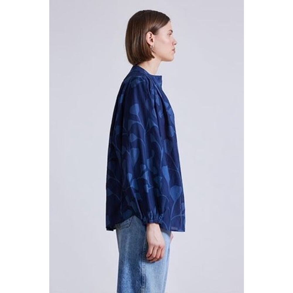 Apiece Apart Oro Top in Indigo Trellis - Picture 3 of 6